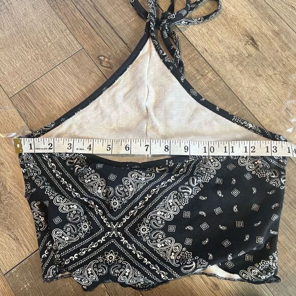 Rebelflow Bandana Print
Matching Skirt Set size M - Picture 6 of 8